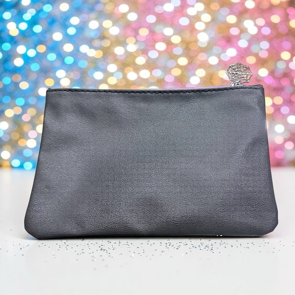 October 2026 Ipsy Glam Bag NWOT 5x7” - Bag only - Picture 6 of 12